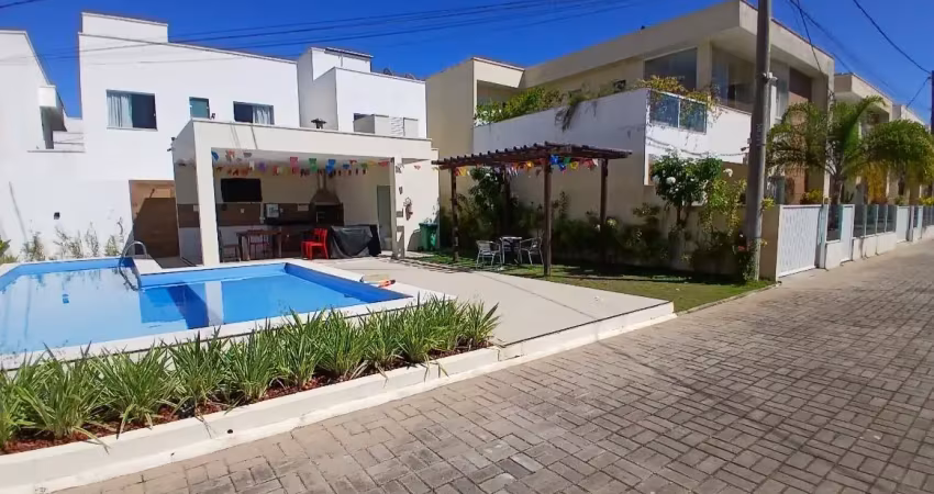 Casa em condomínio fechado com 4 quartos à venda na Rua Felicia Cardoso dos Santos, Buraquinho, Lauro de Freitas