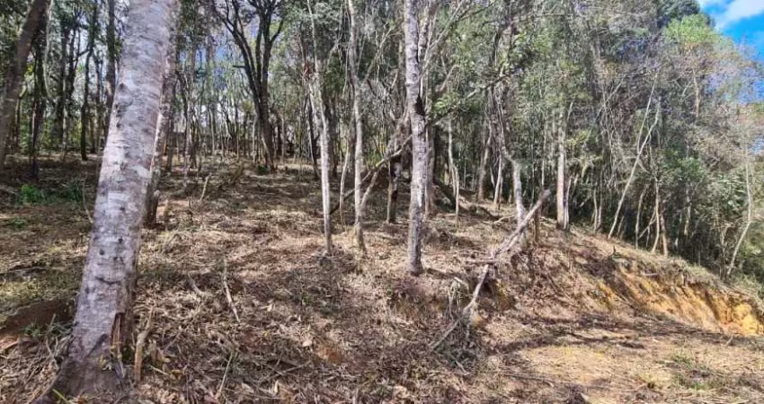 Terreno à venda no Jardim Cinco Lagos de Santa Maria, Mairiporã 