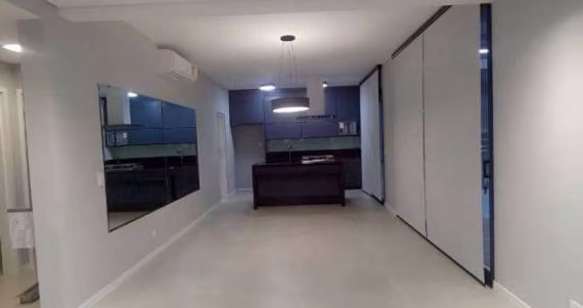 Casa em Condomínio Alto Padrão com 3 dormitórios à venda, 311 m² por R$ 2.450.000 - Cidade Satélite - Atibaia/SP