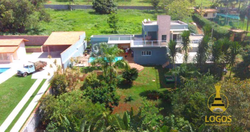Casa Alto Padrão, com 4 dormitórios à venda, 304 m² por R$ 1.500.000 - Condomínio Náutico de Piracaia - Piracaia/SP