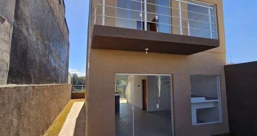 Casa com 3 dormitórios à venda, 115 m² por R$ 530.000,00 - Samambaia - Mairiporã/SP