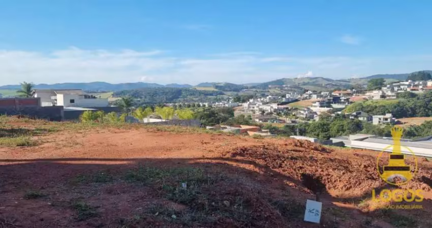 Lote à venda em condomínio de alto padrão, localizado em atibaia.
