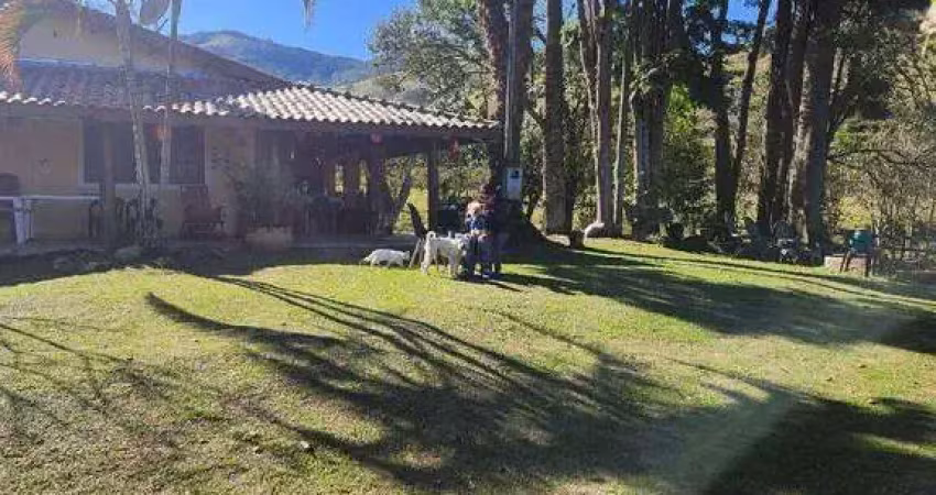 Sítio com 4 dormitórios à venda, 33000 m² por r$ 1.300.000,00 - vale dos lagos - joanópolis/sp