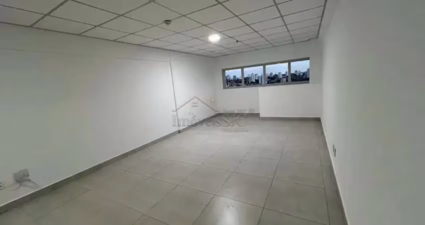 Sala comercial pra locação no jardim aquárius com 36 m²