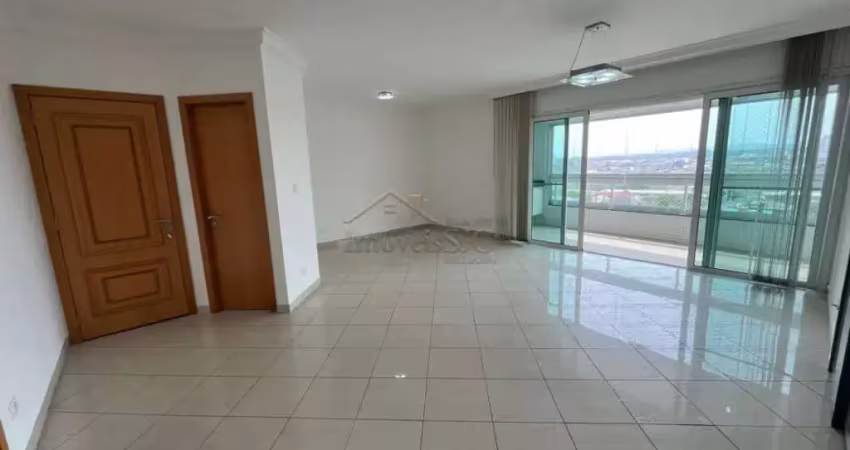 Apartamento com 4 dormitórios no jardim aquárius ? rua da praça!