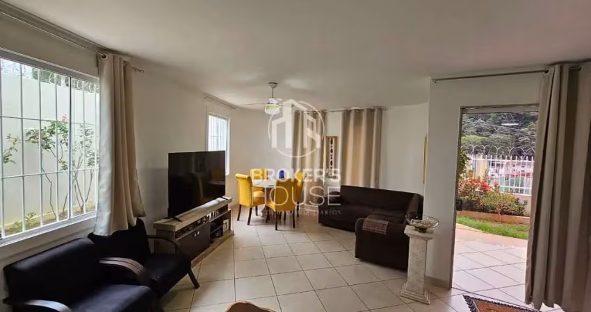 Casa com 4 quartos à venda na Rua Áureo Poli Monjardim, Fradinhos, Vitória