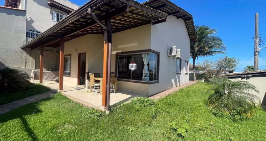 Imperdível! Casa à venda em Guarapari-ES, bairro Sol Nascente: 3 quartos, 1 suíte, 1 sala, 2 banheiros, 2 vagas, 120m².