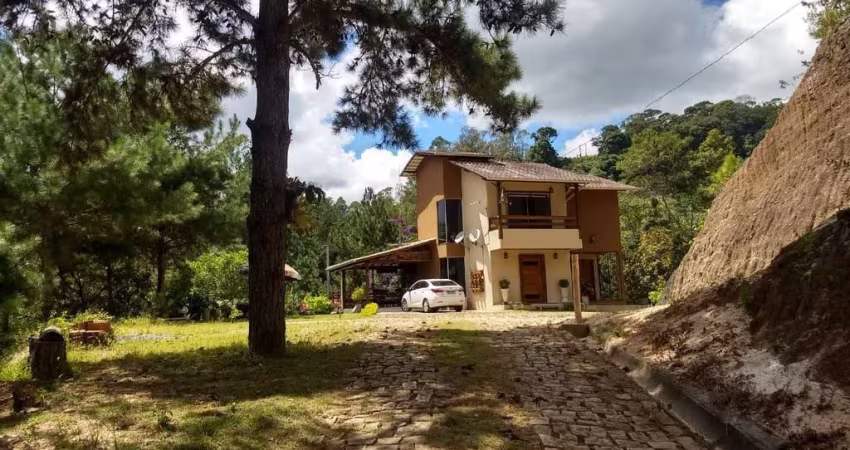 Casa em Sítio/Condomínio, Domingos Martins - ES