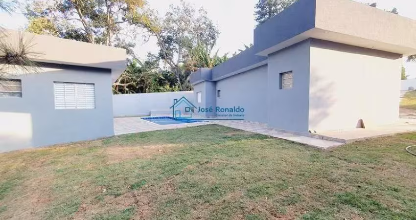 Chácara em atibaia, piscina, churrasqueira e amplo terreno