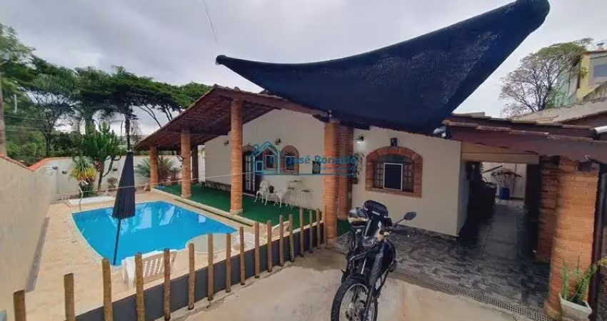 Casa em condomínio, cidade de atibaia, piscina, churrasqueira e lazer completo
