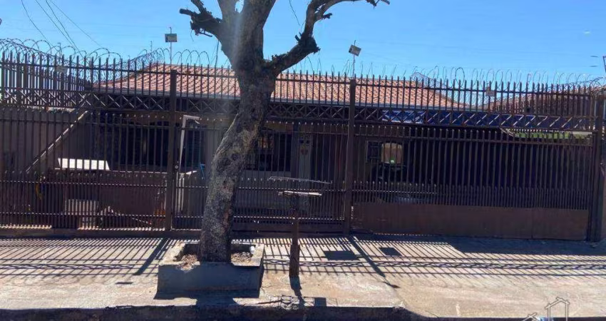 Casa com 3 dormitórios à venda - Leonor - Londrina/PR