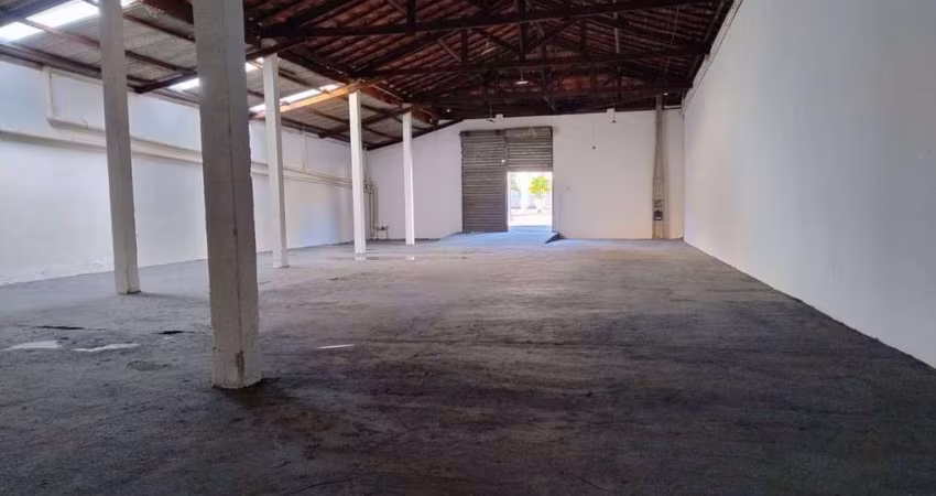 Barracão à venda, 242 m² por R$ 400.000,00 - Jardim Brasil - Bauru/SP
