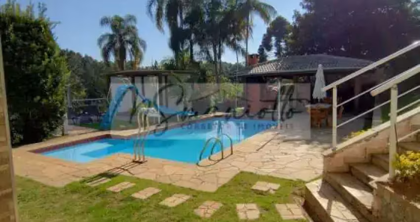 Casa à venda no bairro Chácara da Lagoa - Itapecerica da Serra/SP