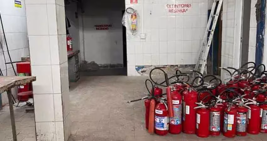 Barracão / Galpão / Depósito para alugar no Fundação, São Caetano do Sul 