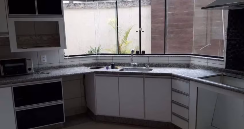 Casa com 3 quartos à venda no Parque dos Pássaros, São Bernardo do Campo 