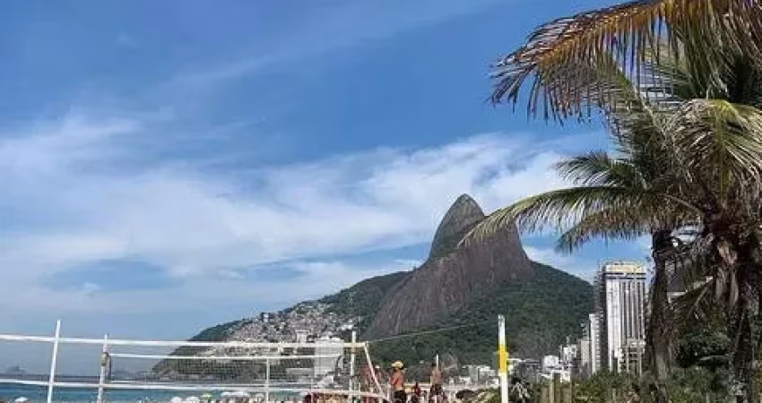 Apartamento de 70 metros em IPANEMA