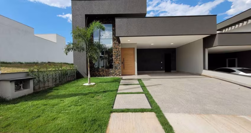 CASA A VENDA NO CONDOMÍNIO PIEMONTE