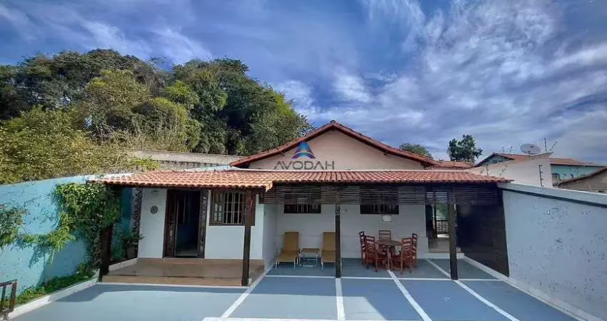 Casa com piscina Para Venda no Centro de Bonfim
