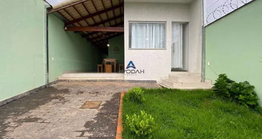 Casa com 03 quartos e suite à venda em Igarapé MG, bairro Canarinho.