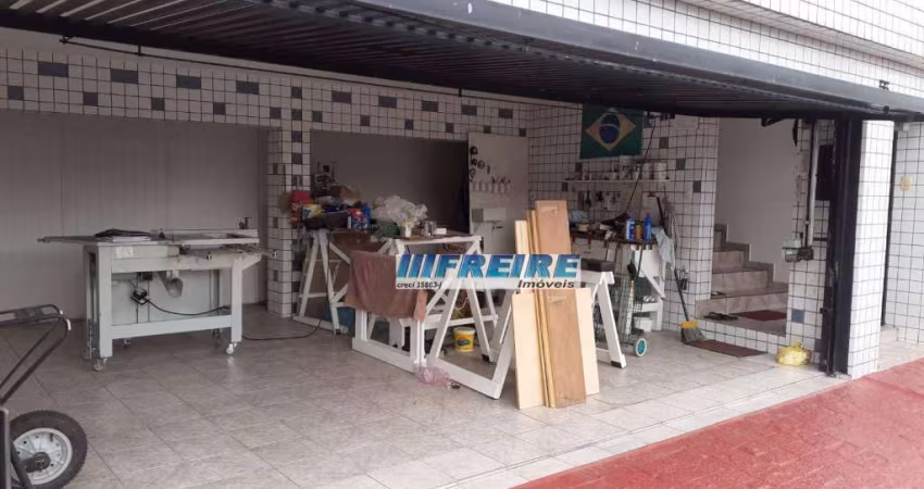 Sobrado com 3 dormitórios à venda, 222 m² por R$ 850.000,00 - Vila Palmares - Santo André/SP