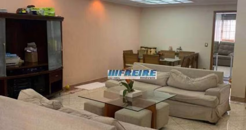 Sobrado com 3 dormitórios à venda, 425 m² por R$ 1.580.000,00 - Boa Vista - São Caetano do Sul/SP
