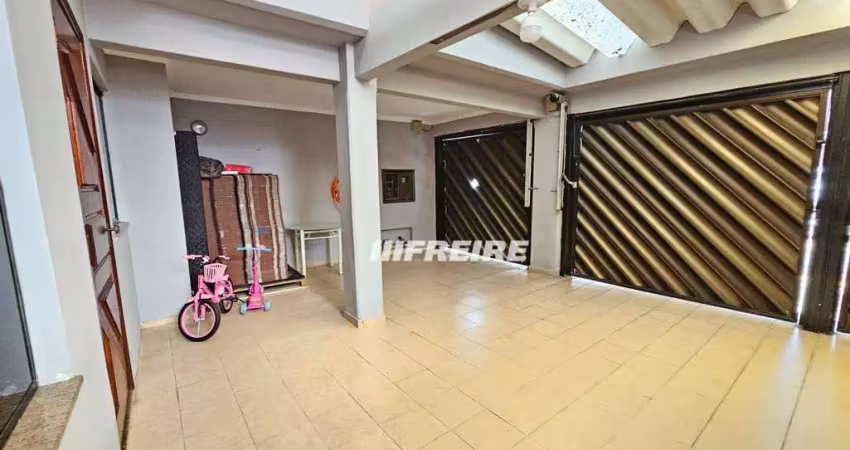 Casa com 3 dormitórios à venda, 173 m² por R$ 870.000,00 - Cerâmica - São Caetano do Sul/SP