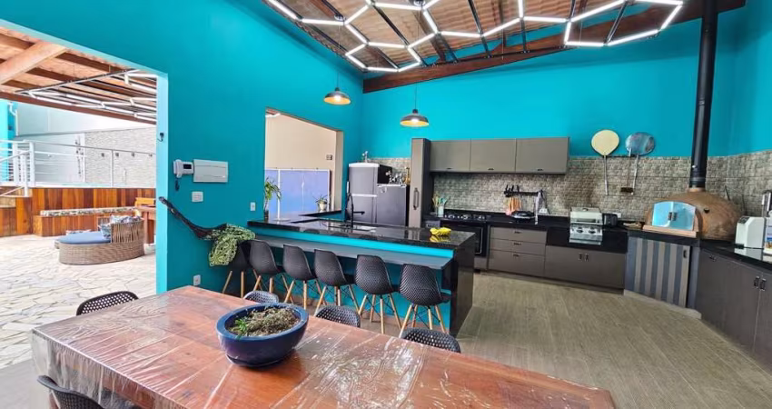 Sobrado com 3 dormitórios à venda, 442 m² por R$ 2.690.000,00 - Osvaldo Cruz - São Caetano do Sul/SP