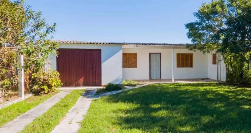 CASA EM ALVENARIA, COMPOSTA POR 3 DORMITÓRIOS - 00306