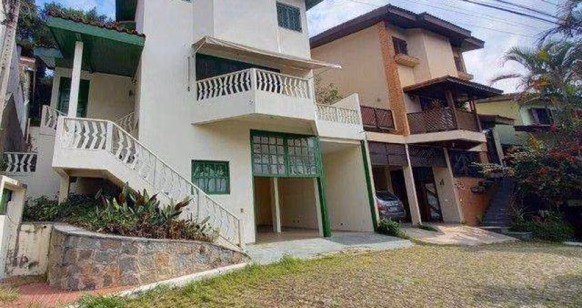 Casa com 3 dormitórios à venda, 328 m² por R$ 1.500.000,00 - Chácara Pavoeiro - Cotia/SP