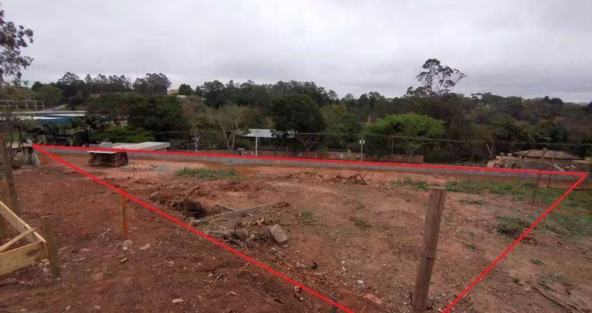 Terreno no Centro da Granja Viana