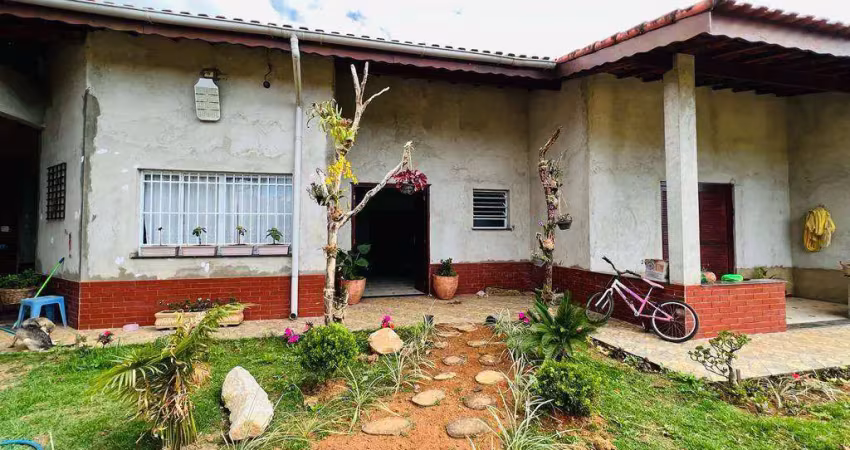 Chácara com 3 dormitórios à venda, 2700 m² por R$ 1.200.000,00 - Chácara Rincão - Cotia/SP