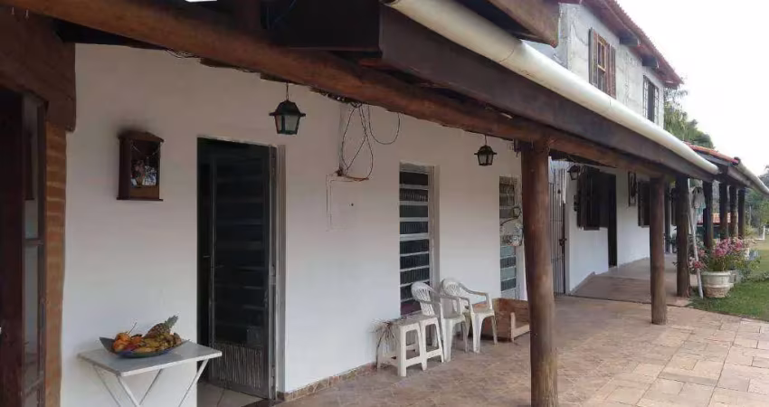 Chácara à venda, porteira fechada com 3000 m² por R$ 630.000 - Chácara dos Manacás - Cotia/SP