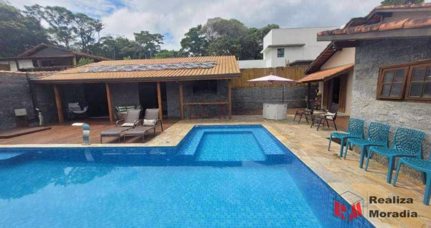 Casa térrea - piscina e 6 vagas de garagem  - Los Alámos