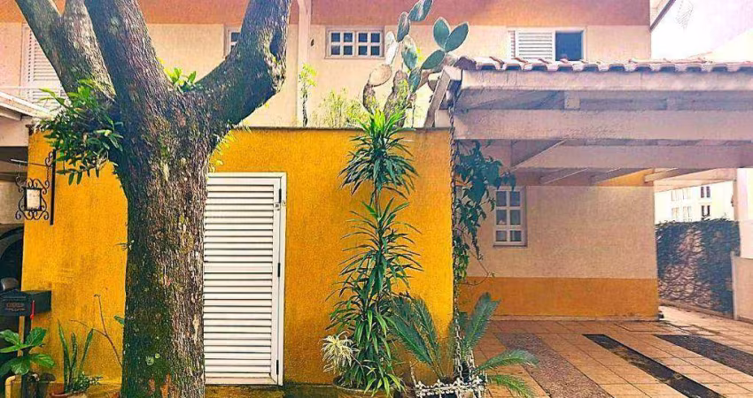 Casa com 3 quartos, suite, em condominio fechado  à venda, 220 m² por R$ 910.000 - Granja Viana - Cotia/SP