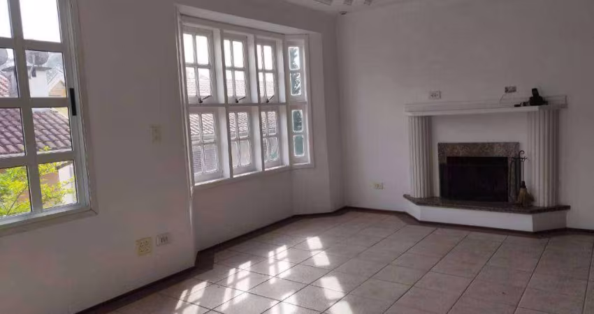 Casa com 3 quartos, suite, em condominio fechado  à venda, 220 m² por R$ 910.000 - Granja Viana - Cotia/SP