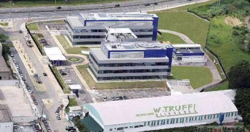 Galpão à venda, 3850 m² por R$ 18.000.000,00 - Granja Viana - Cotia/SP