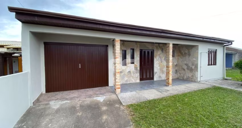 CASA DE 3 DORM PRÓXIMO AO MAR EM TRAMANDAÍ