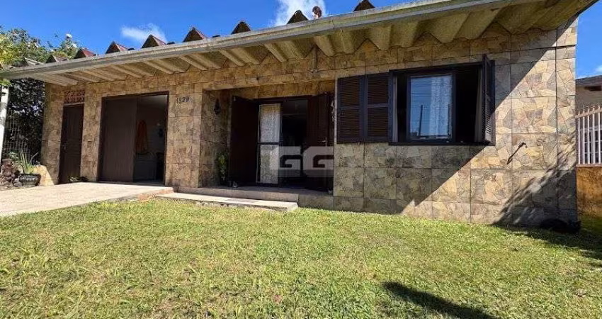 Cidreira/RS-Casa em ótima localização, a poucos metros do Supermercado Asun!