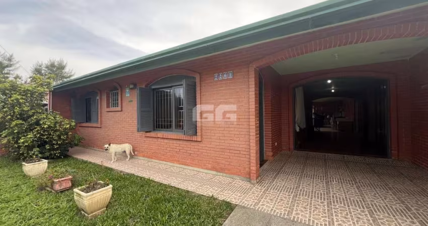 CIDREIRA - CASA DE LAJE COM 4 DORMITÓRIOS E SUÍTE A VENDA
