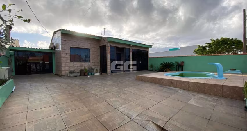 CASA DE 4 DORMOTÓRIOS COM PISCINA EM CIDREIRA
