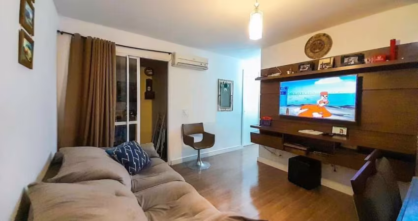 Excelente apartamento: sacada, churrasqueira, vaga privativa e 3 dormitórios!