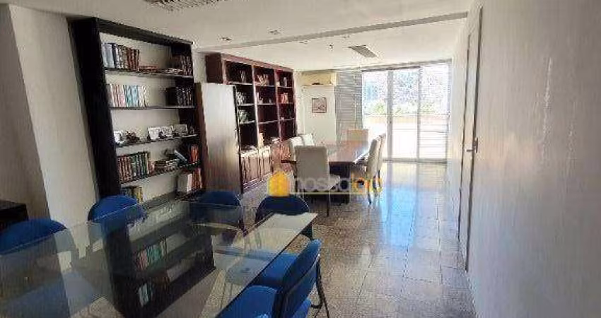 Excelente Sala tipo Cobertura à Venda, com Aproximadamente 100m² - Centro - Niterói/RJ