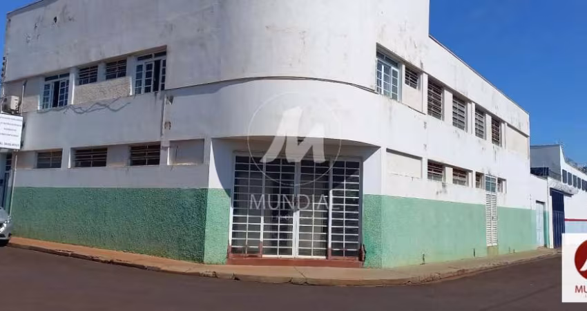 Salão/Galpão (salão - sobrado)
