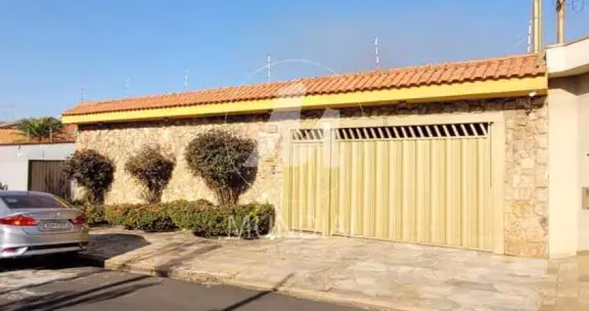 Casa (térrea na rua) 3 dormitórios/suite, cozinha planejada