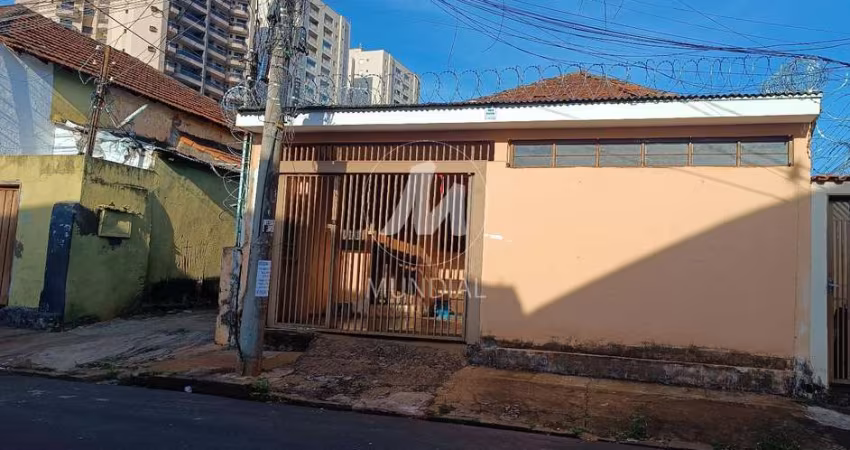 Casa (térrea na rua) 4 dormitórios