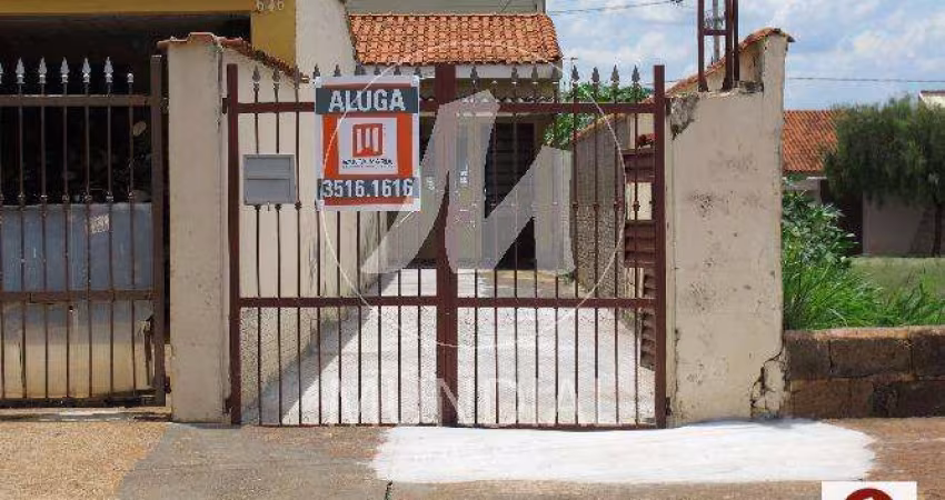 Casa (casa de fundos) 1 dormitórios, cozinha planejada