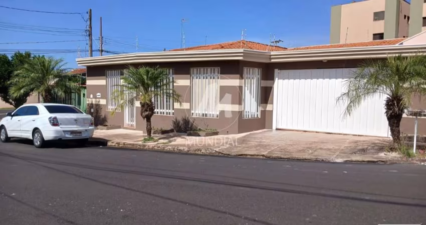 Casa (térrea na rua) 2 dormitórios/suite, cozinha planejada