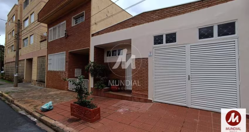 Casa (térrea na rua) 2 dormitórios, cozinha planejada
