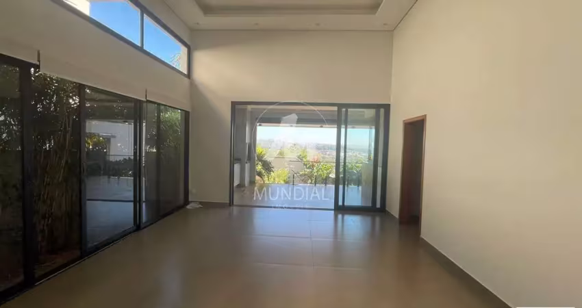 Casa (sobrado em condominio) 3 dormitórios/suite, cozinha planejada, portaria 24hs, lazer, salão de festa, salão de jogos, em condomínio fechado