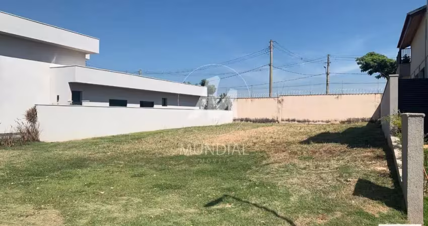 Terreno (terreno em condominio fechado) , lazer, espaço gourmet, salão de festa, salão de jogos, em condomínio fechado
